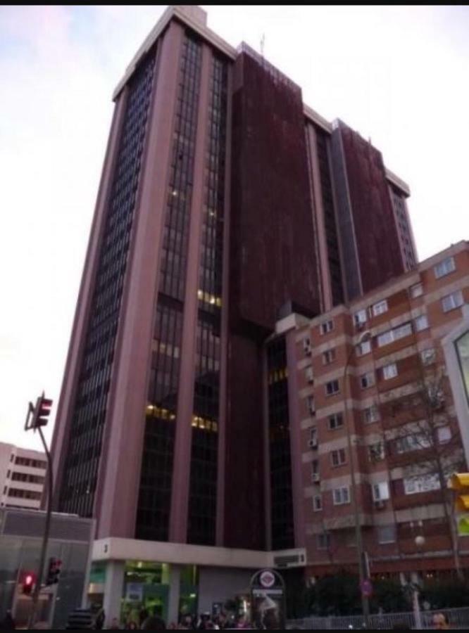 Hotel Nirvana Madrid Exterior foto